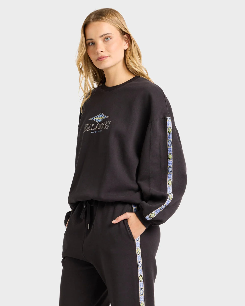 Womens Swipe Right Kendall Crew Neck