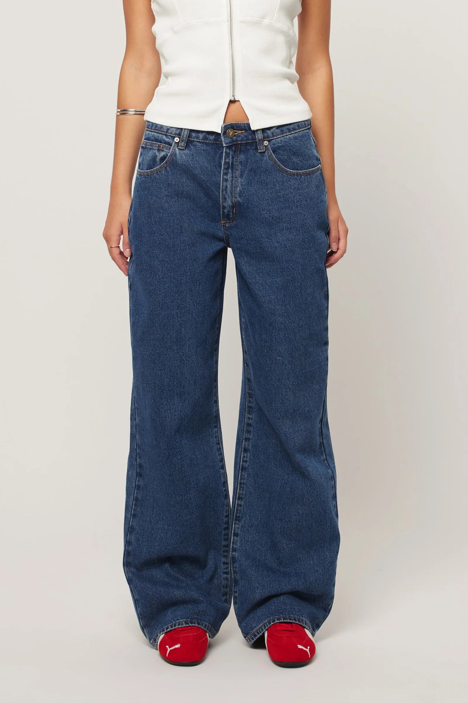 95 Mid Baggy Bella